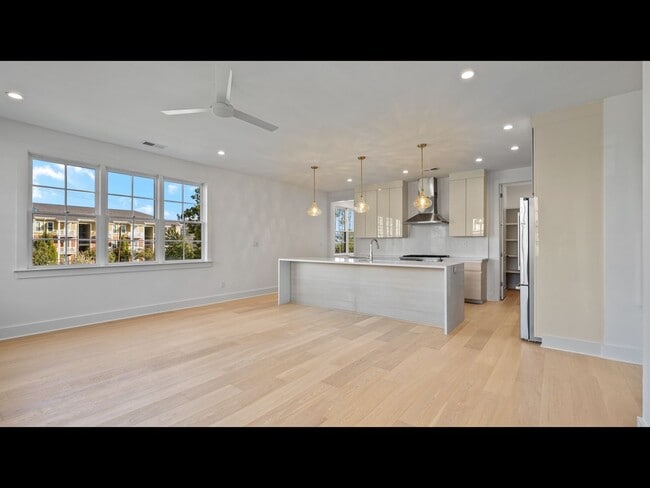 Building Photo - NEW CONSTRUCTION 4 bedroom home in Downtown Memphis