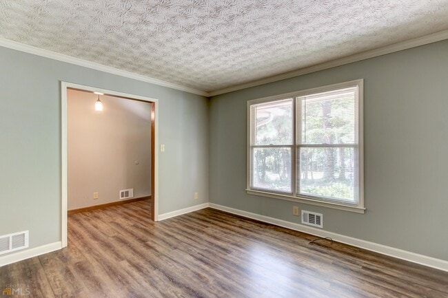 Building Photo - 130 Aspen Way