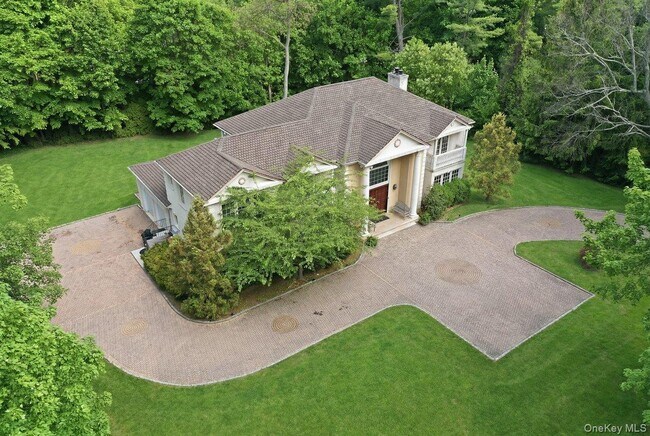 Building Photo - 31 Cornwall Ln