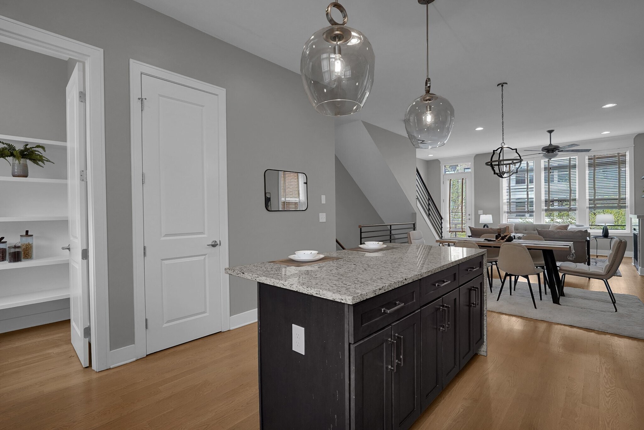 Large Center Island - 754 N 6th St