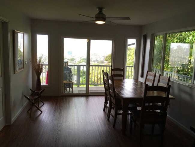 Building Photo - Unfurnished 3BR/2BA Home Next to Punahou School