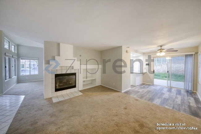 Building Photo - 7855 Green Crest Ct