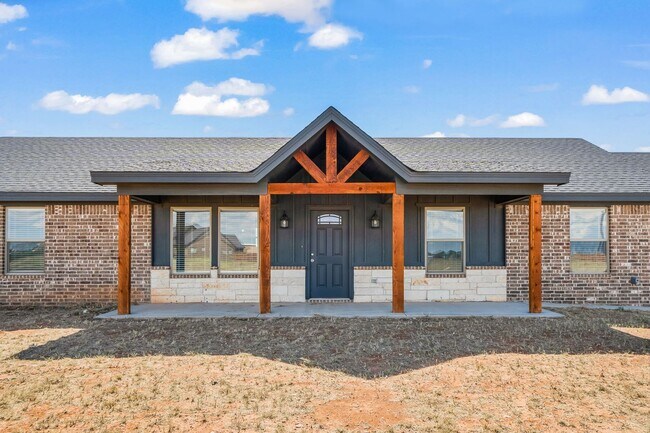 Building Photo - New Construction Home In Idalou ISD!