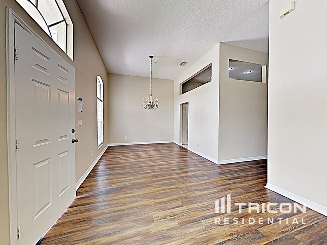 Building Photo - 23145 Emerson Way