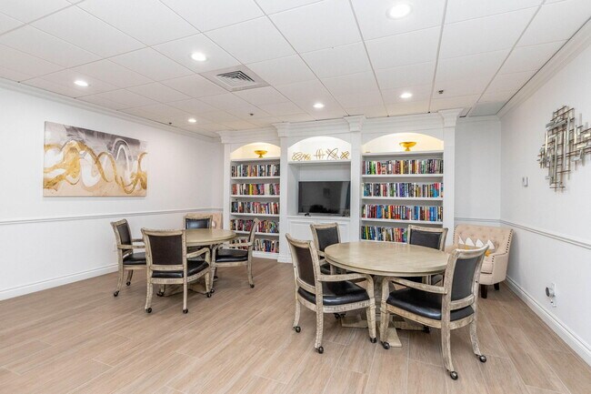 Building Photo - 5380 N Ocean Dr