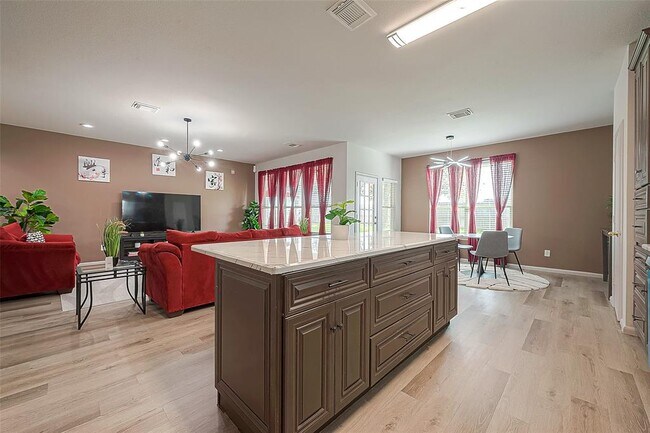 Building Photo - 3042 Crestbrook Bend Ln