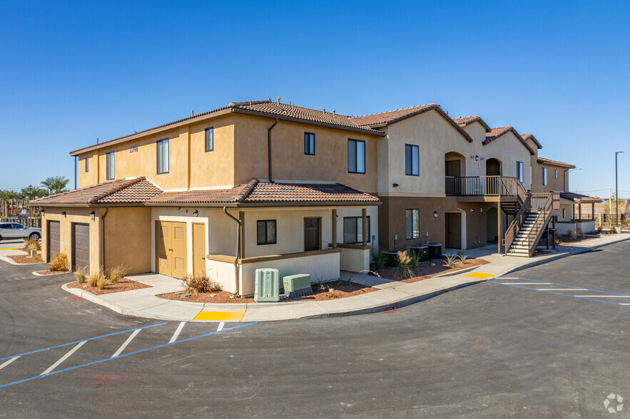 Apartment Homes - The Courtyard