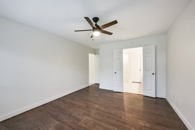 Building Photo - 9202 Bayou Bluff Dr