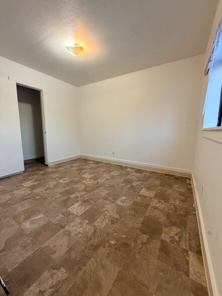 Building Photo - 1 View Vista Dr