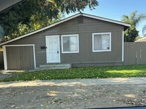 Building Photo - 263 S 3rd Ave