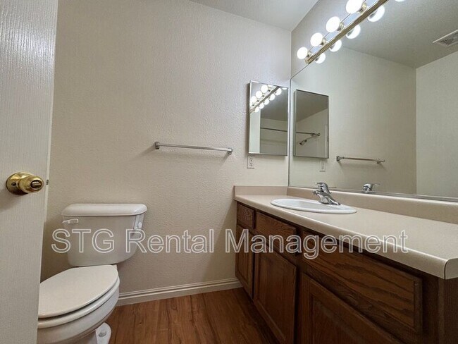 Building Photo - 136 S 1930 W