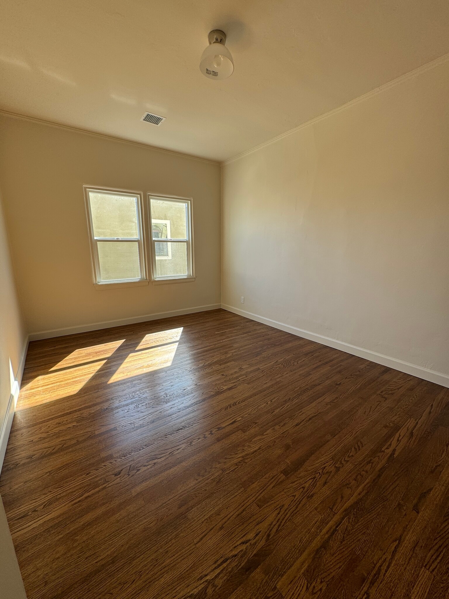 Building Photo - 458 N Genesee Ave