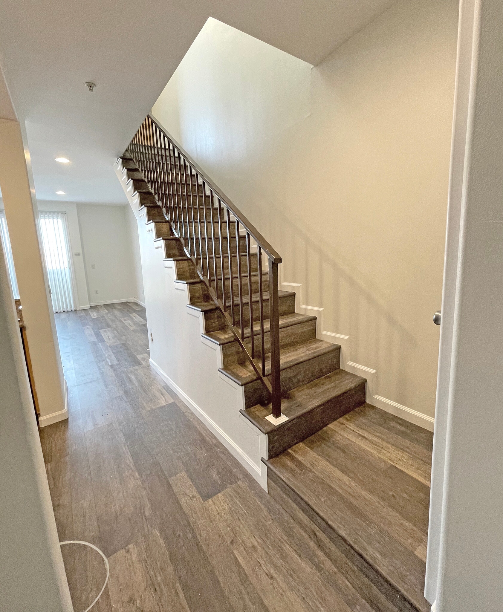 Stairway - 5330 Satsuma Ave