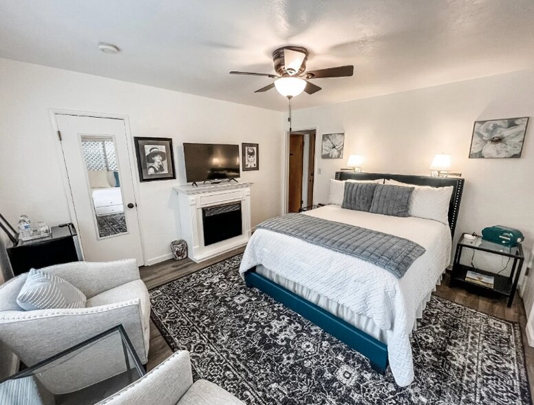 Building Photo - 1042 Easum Dr