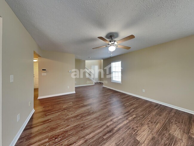 Building Photo - 1925 Tourmaline Dr