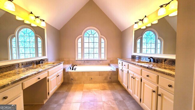 Building Photo - 10780 Carrara Cove