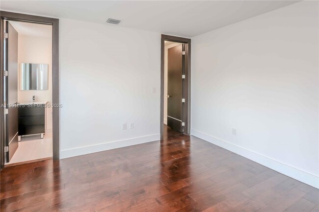 Building Photo - 8250 NW 33rd Terrace