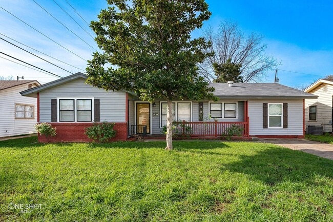 Building Photo - 3181 Sherry Ln