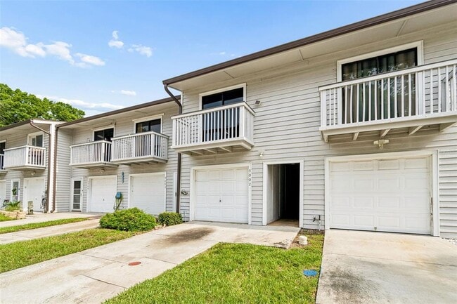 Building Photo - 6437 93rd Terrace N