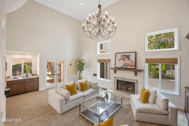 Building Photo - 1565 Falling Star Ave