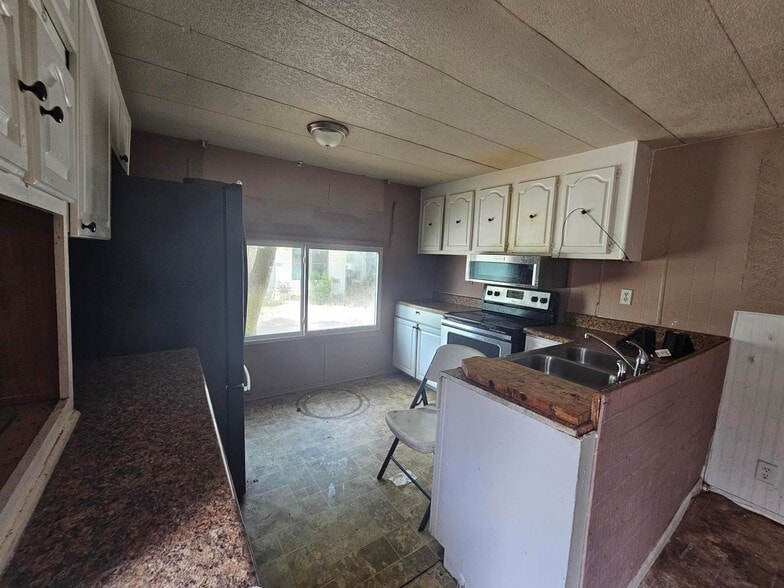 Building Photo - 920 Boardwalk Ln