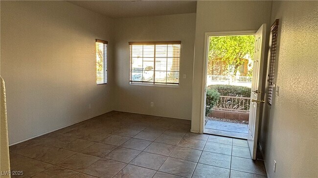 Building Photo - 6365 Pebblecreek Lodge Way