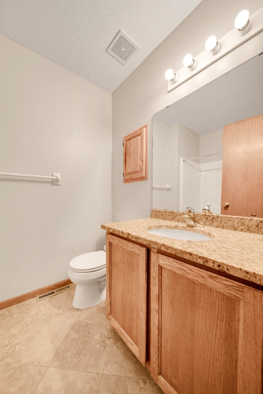 Building Photo - 13499 73rd Pl N