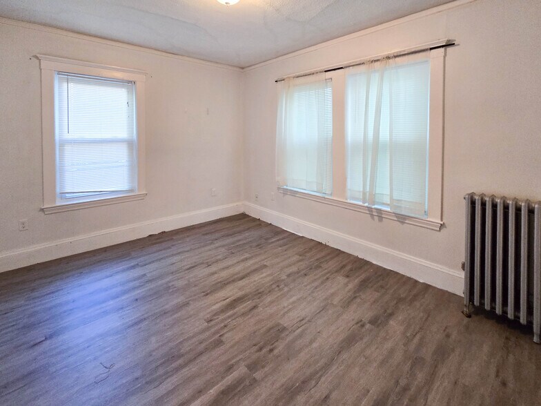 Building Photo - 63 Pinckney St