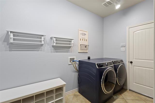 Building Photo - 9424 Wood Duck Dr