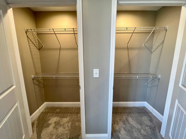 Building Photo - 116 S Main St