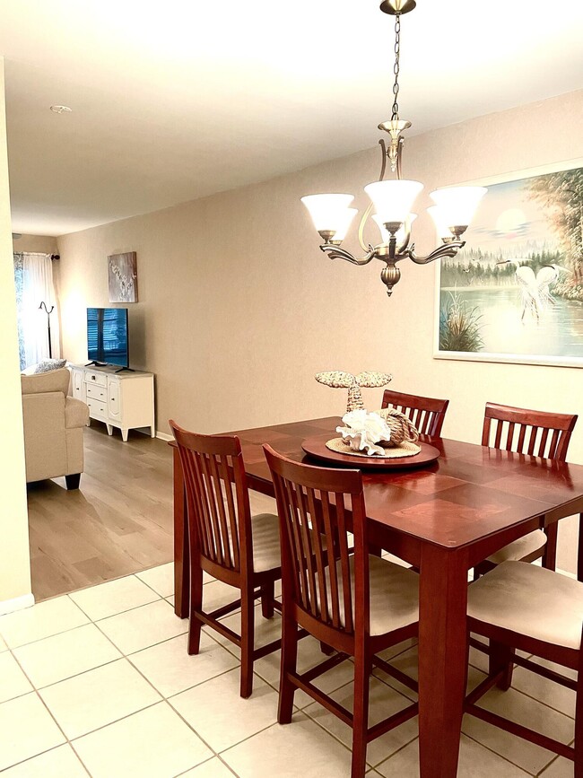 Building Photo - 2929 SE Ocean Blvd