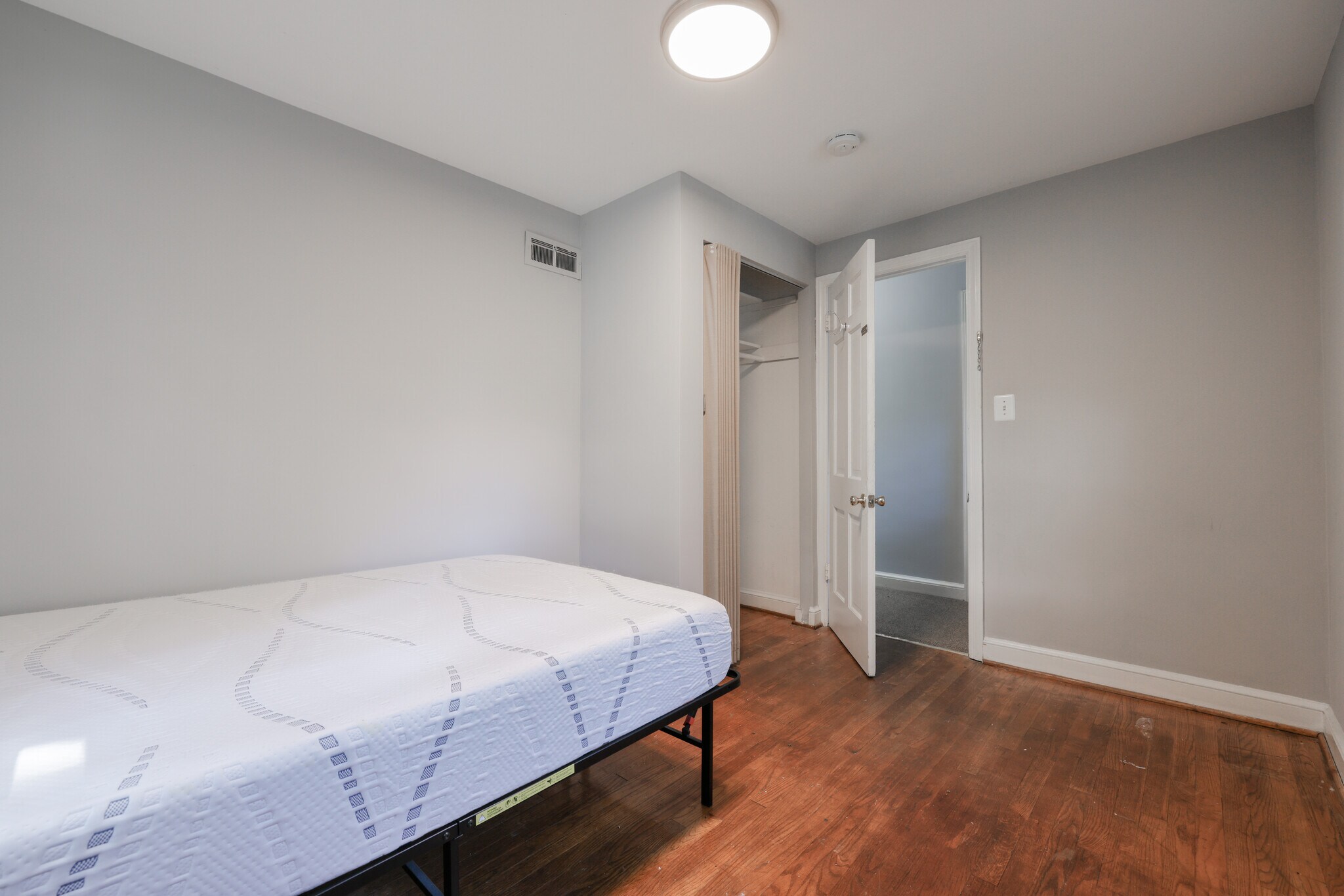 Building Photo - 4603 Guilford Pl