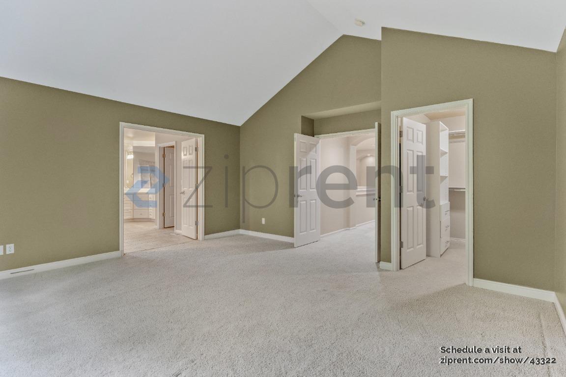 Building Photo - 1409 271st Pl SE