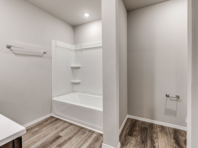 Building Photo - Brand New Construction + 4 bedrooms + Mustang Schools