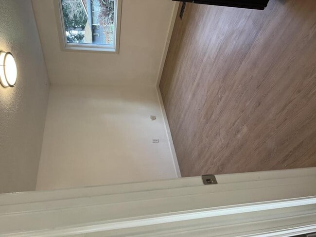 Building Photo - 17450 SE Mill St