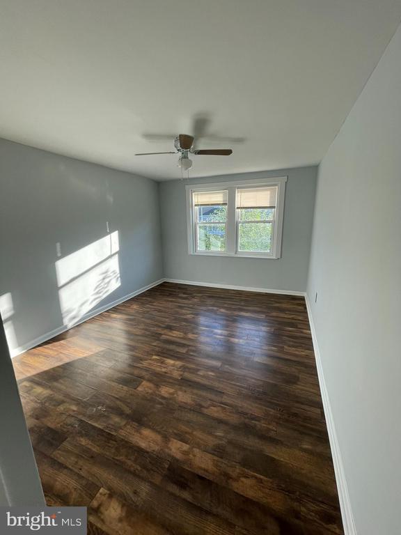 Building Photo - 1517 Ridley Ave