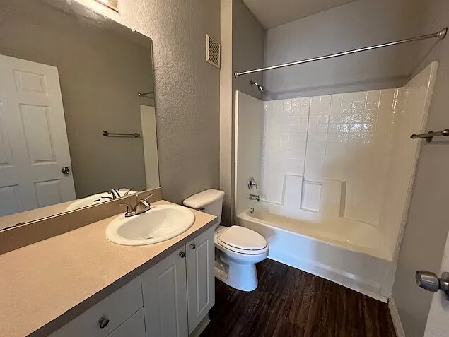 Building Photo - 821 Grand Regency Pointe