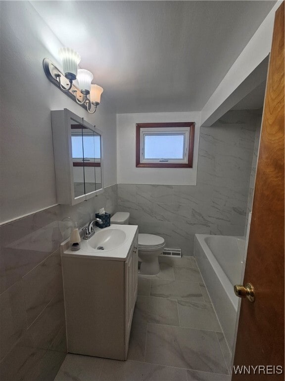 Building Photo - 44 Aurora Dr