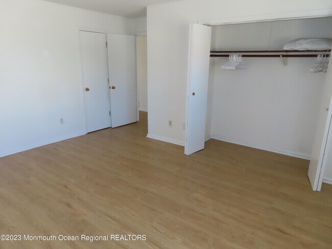 Building Photo - 179 Cartagena Dr