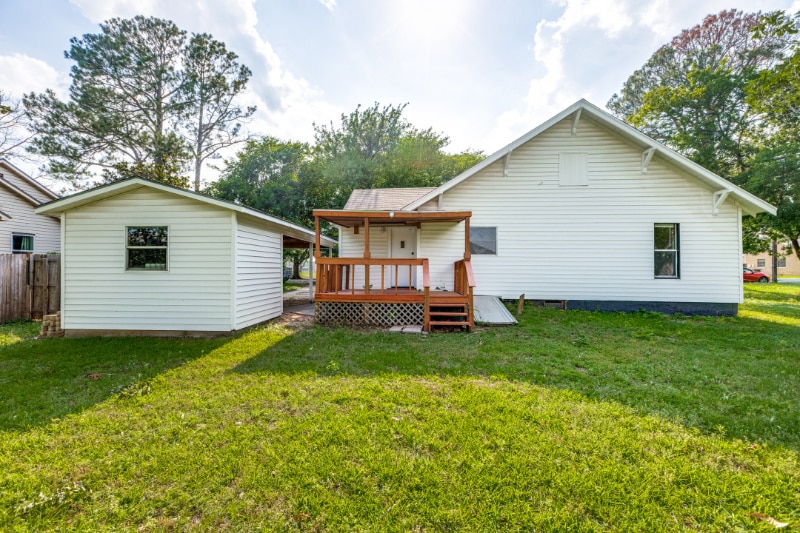 Building Photo - 909 N Anna St