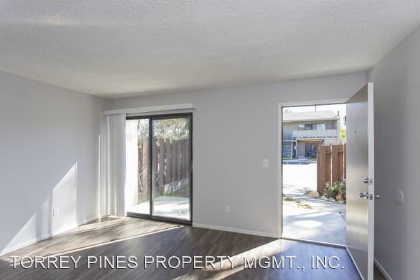 Building Photo - 350-370 Chinquapin Ave