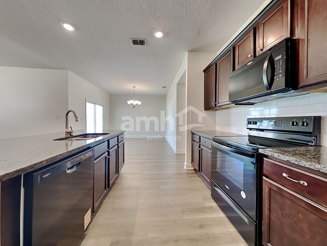 Building Photo - 1291 Tan Tara Trl