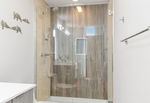 Building Photo - Stunning 2 bedroom w/rooftop deck in Beacon Hill!