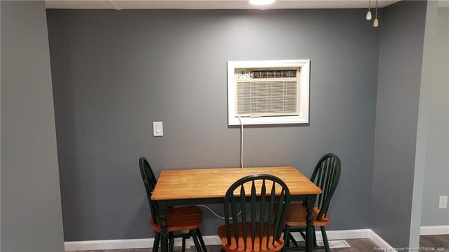 Building Photo - 342 Noble Dr