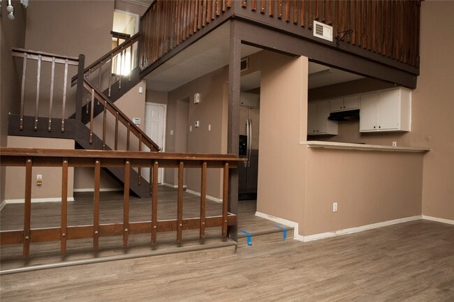 Building Photo - 7075 Greenway Chase St