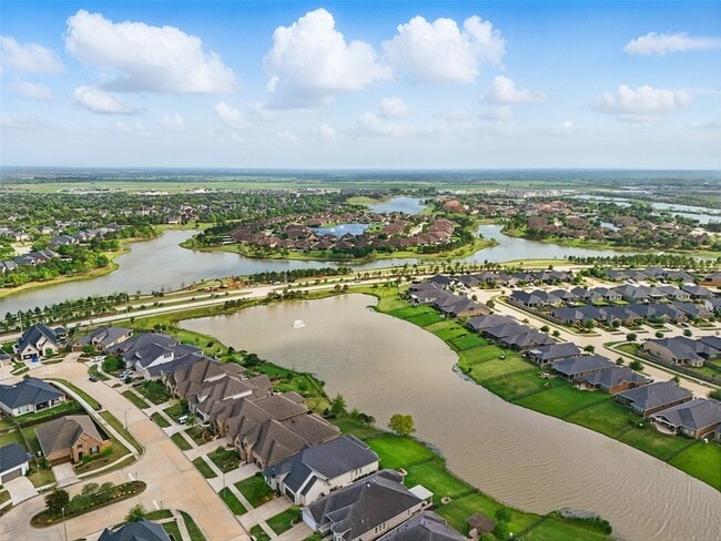 Building Photo - 29135 Brooks Valley Dr