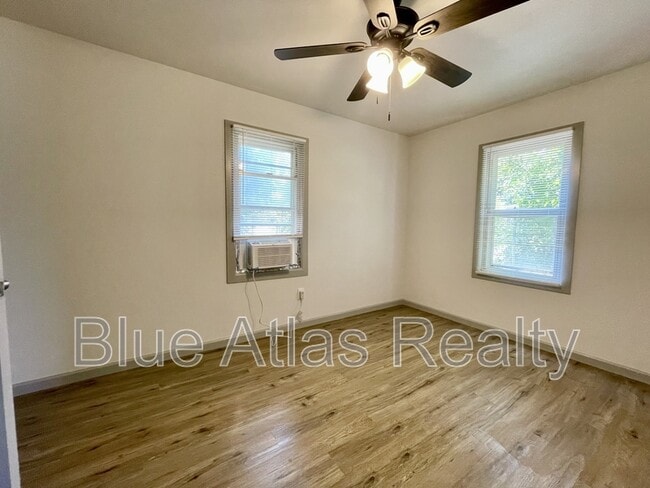 Building Photo - 2037 Beaumont St