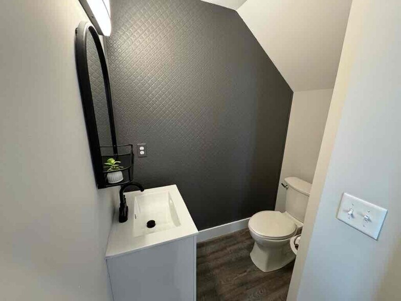 Building Photo - 1609 Fagan St