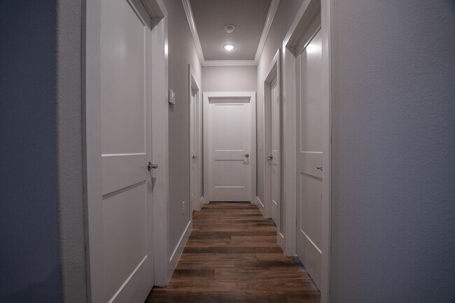 Building Photo - 3-bedroom, 2-bathroom home located in the beautiful Pea Ridge, AR