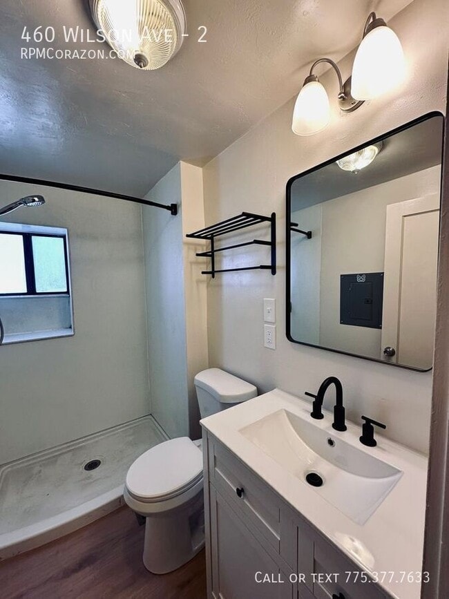 Building Photo - 460 Wilson Ave